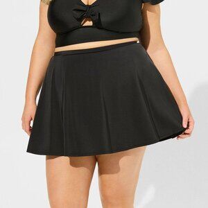 ❤️NWT VINTAGE TORRID HIGH-RISE SKATER SWIM SKIRT WITH POCKET SHORTS - SIZE 4X